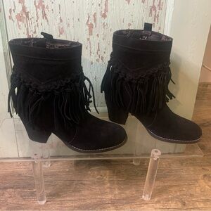 Women’s Sbicca black suede ankle bootie with fringe
